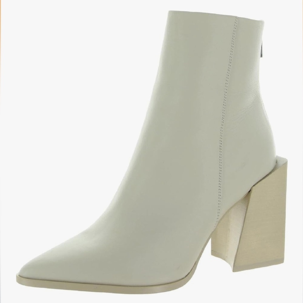 Steve Madden Women's Tish Ankle Boot size 7.5